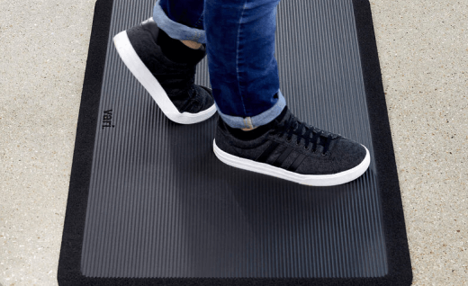 Standing mat